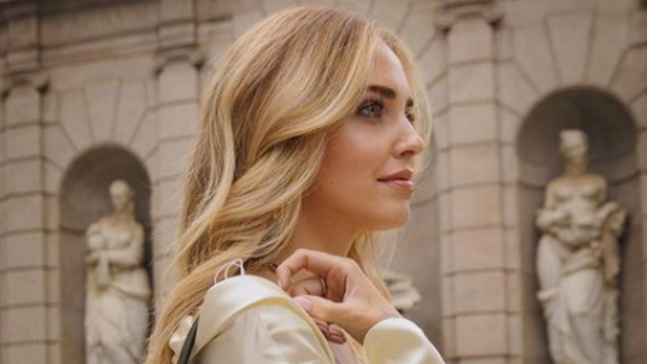 chiara ferragni volo prima classe