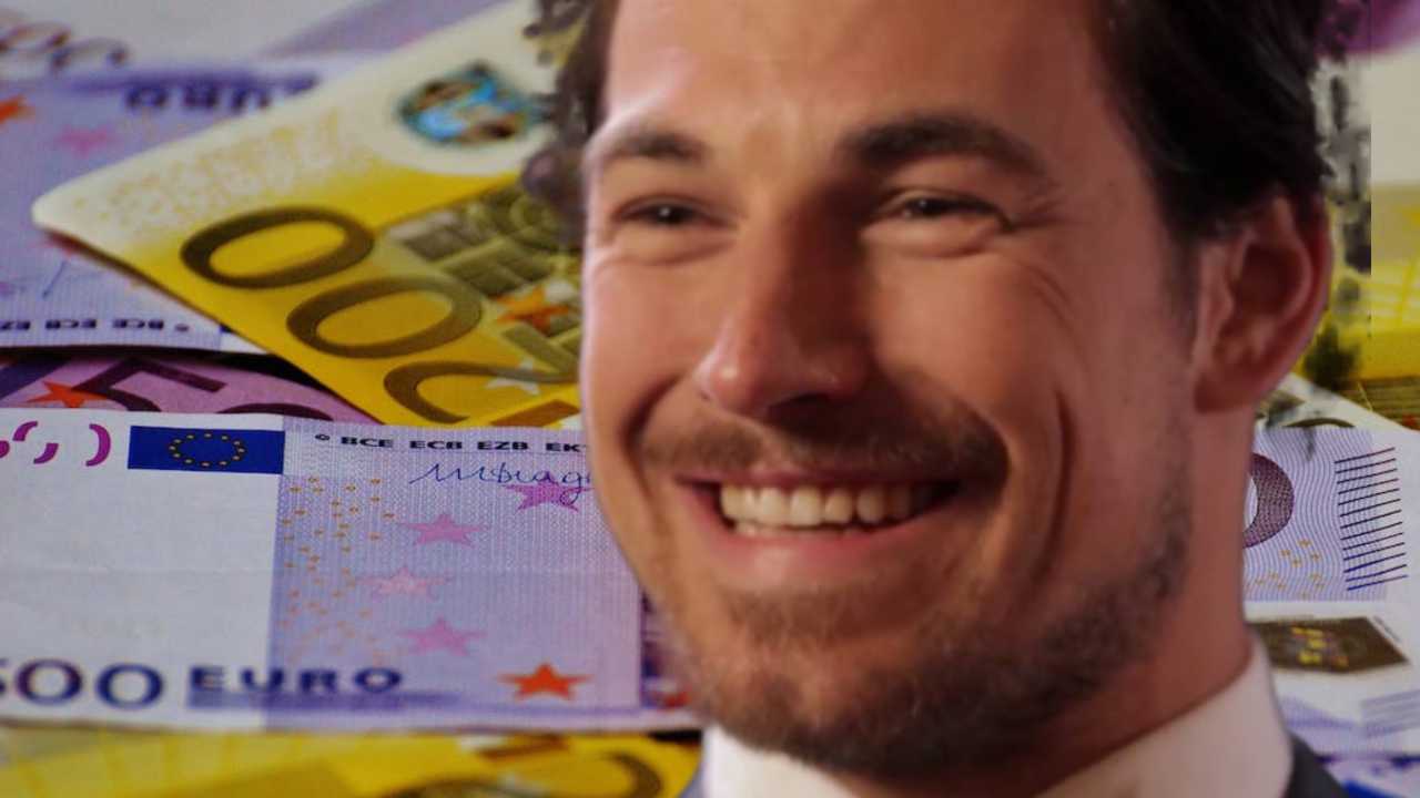 quanto guadagna giacomo gianniotti