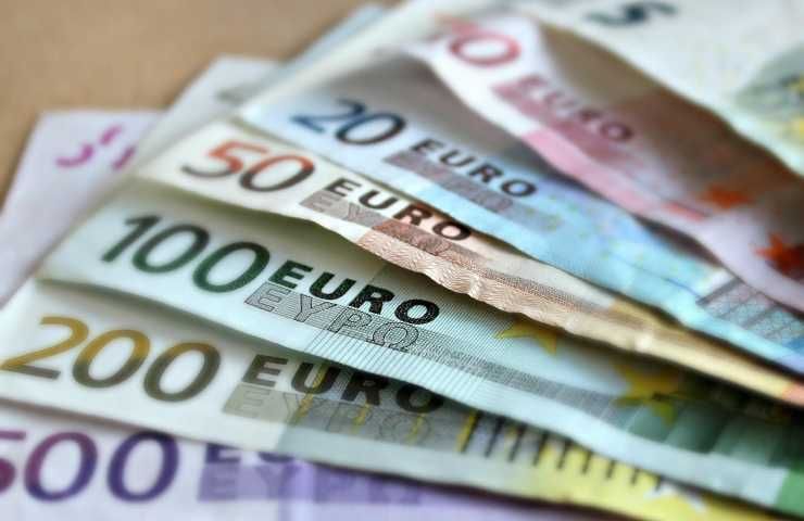 Azienda orafa Spadafora bonus 300 euro dipendenti