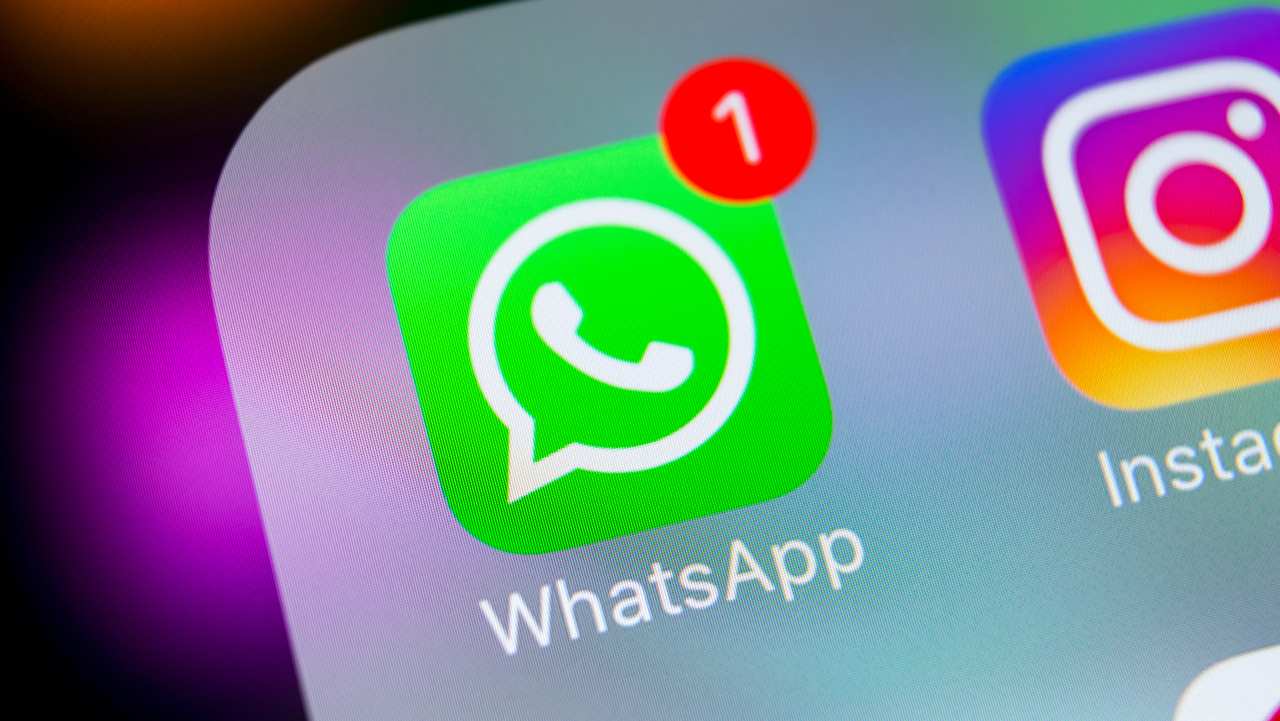 whatsapp abbandonare gruppo