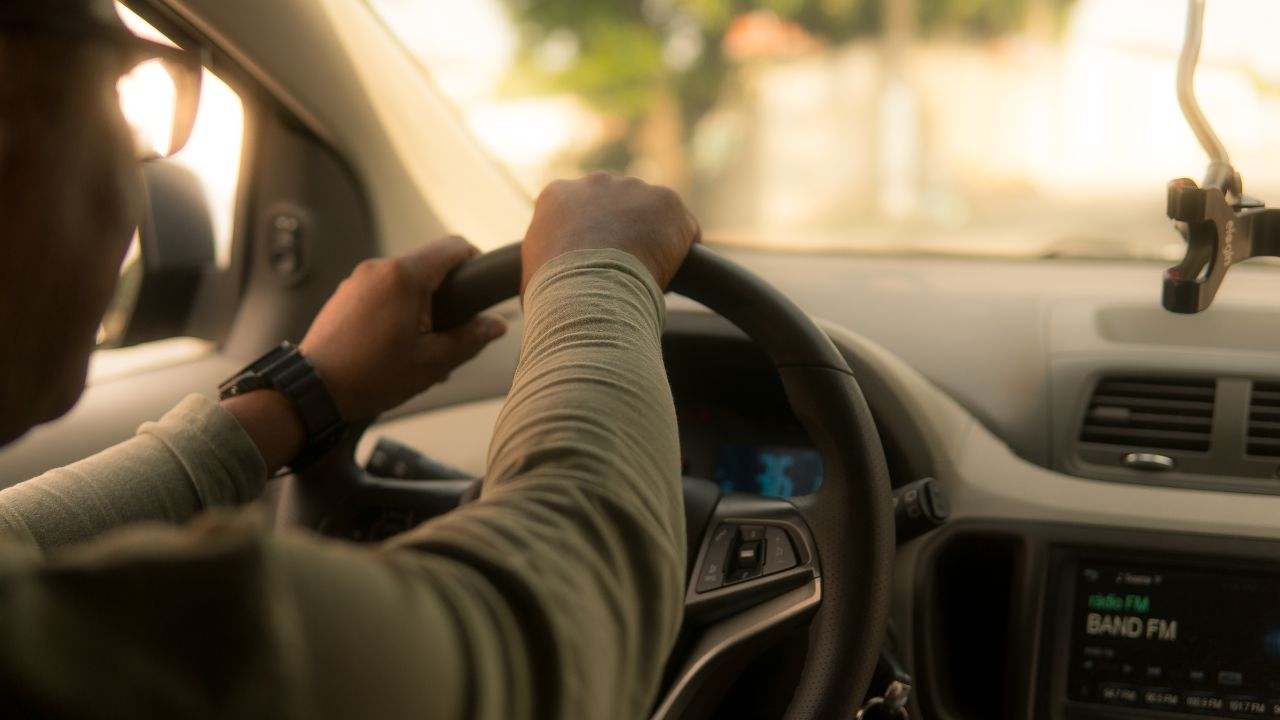 Guidare senza assicurazione, cosa succede se ti fermano?