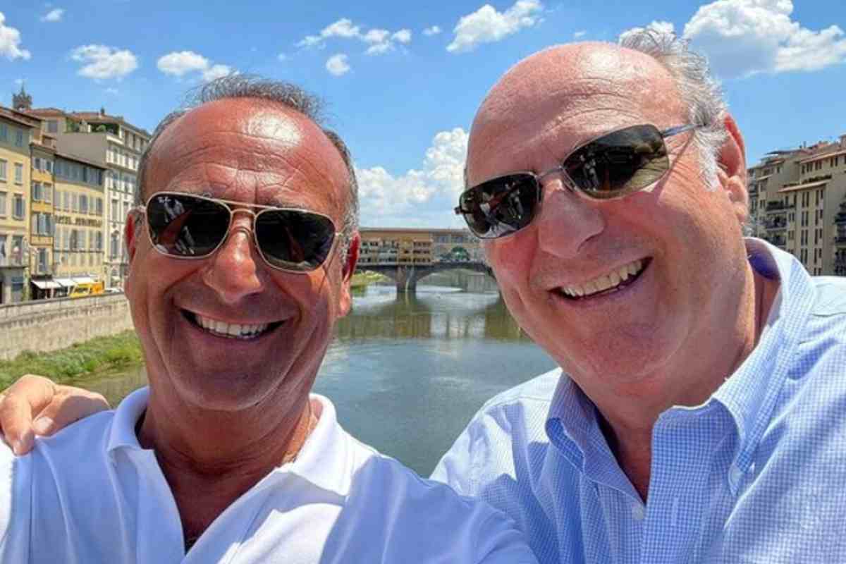 Un selfie di Carlo Conti e Gerry Scotti a Firenze